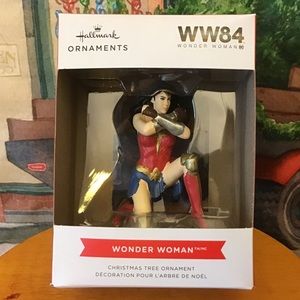 Hallmark Wonder Woman ornament